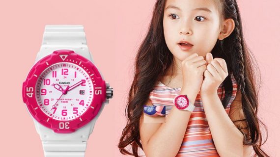 Cách chọn mua quà tặng đồng hồ cho bé phổ biến hiện nay